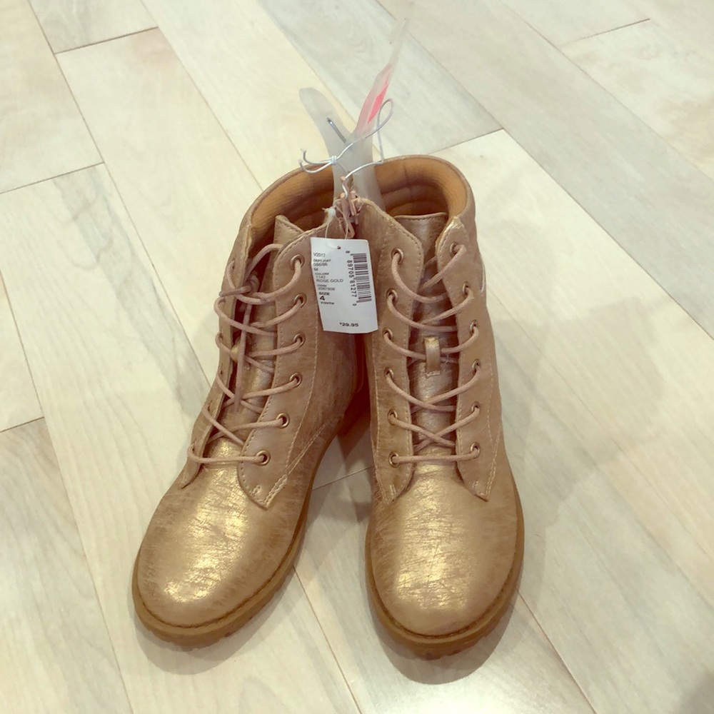 Children’s place boots